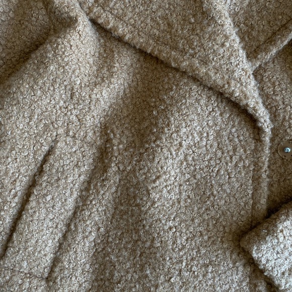 Asos Monki boucle camel colored jacket - Picture 4 of 7